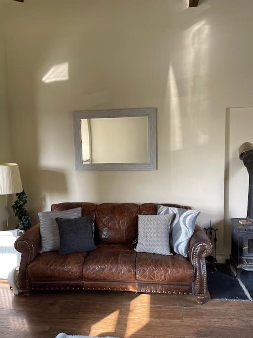 Beautiful Cotswold Couples Retreat Villa Bourton-on-the-Water ภายนอก รูปภาพ
